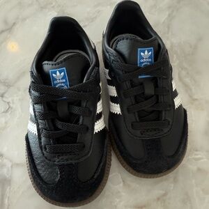 Adidas samba